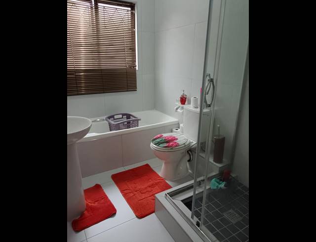 2 BEDROOM PROPERTY TO RENT IN ESCOMBE